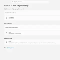 Ekran ustawień konta Windows 11 z opcjami dodawania i zarządzania użytkownikami.