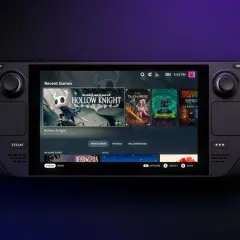 Konsola Steam z ekranem wyświetlającym ostatnio grane tytuły, w tym Hollow Knight.
