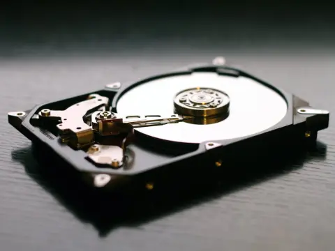 HDD vs SSD - Co wybrać? Porównanie i porady!