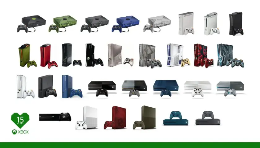 Kolekcja konsol Xbox: od pierwszego modelu po najnowsze, prezentująca ewolucję designu i kontrolerów.