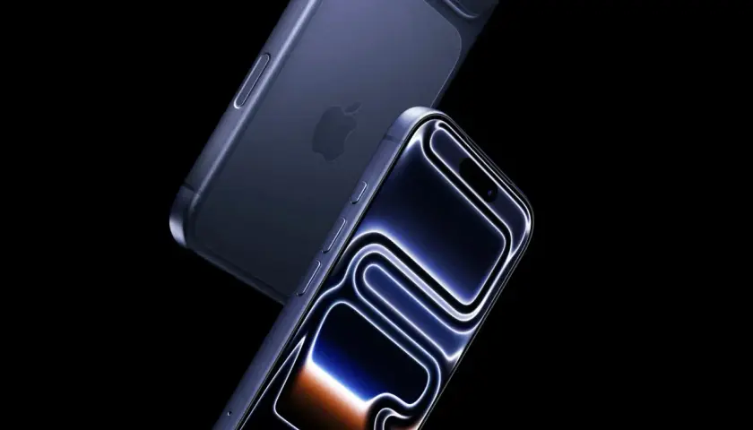 Dwa eleganckie telefony iPhone 18 Pro Max w ciemnym kolorze, jeden z widocznym jabłkiem, drugi z podświetlonym ekranem.