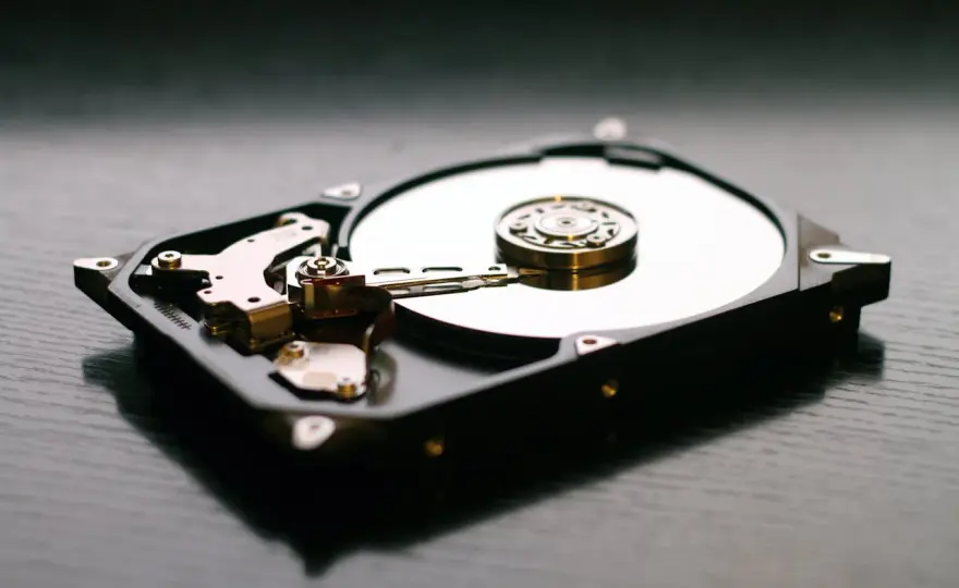 HDD vs SSD - Co wybrać? Porównanie i porady!