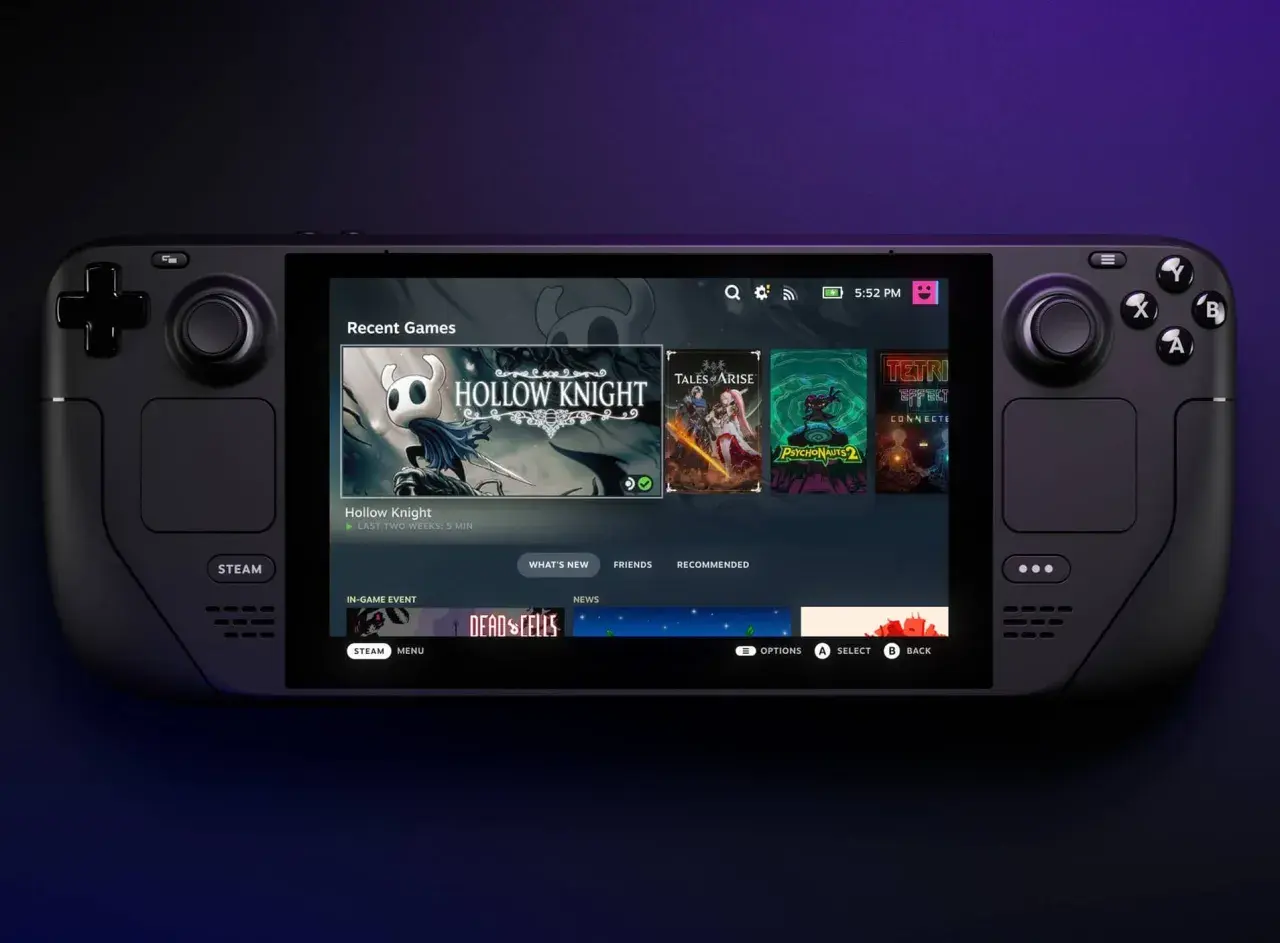 Konsola Steam z ekranem wyświetlającym ostatnio grane tytuły, w tym Hollow Knight.