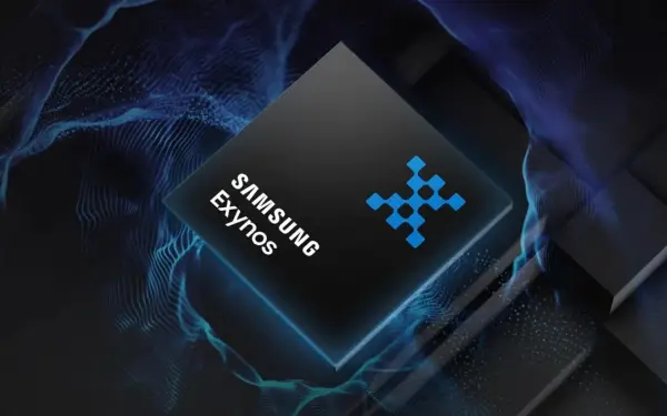 Nowy procesor Samsung Exynos 2400, symbolizujący przyszłość technologii mobilnych, otoczony niebieskimi falami danych.